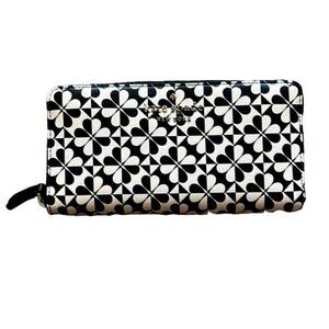 Kate Spade❤️last one❤️Large Continental Wallet Black and White Zip around NWOT
